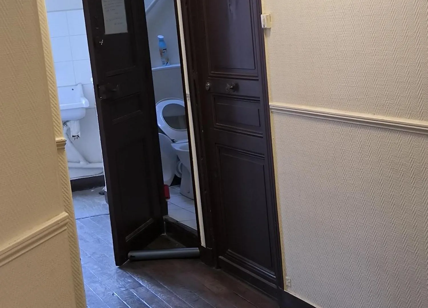 Studio 9M2 Tour Eiffel Invalide Champ De Mars 75015 Paris Apartment France