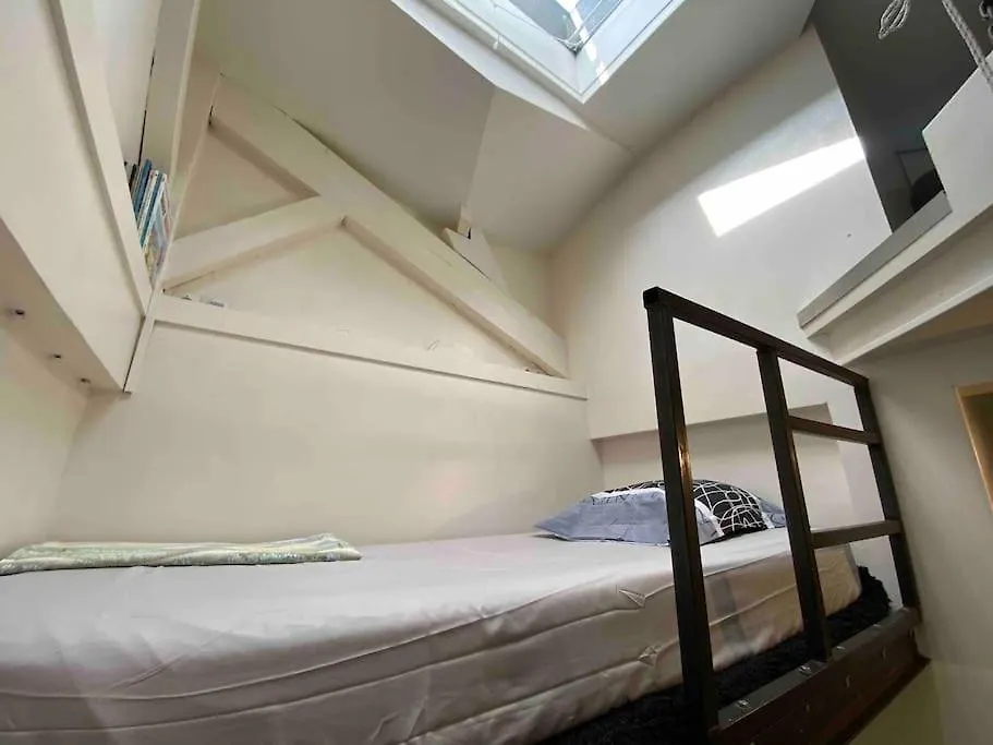 Studio 9M2 Tour Eiffel Invalide Champ De Mars 75015 Paris Apartment 0*,  France